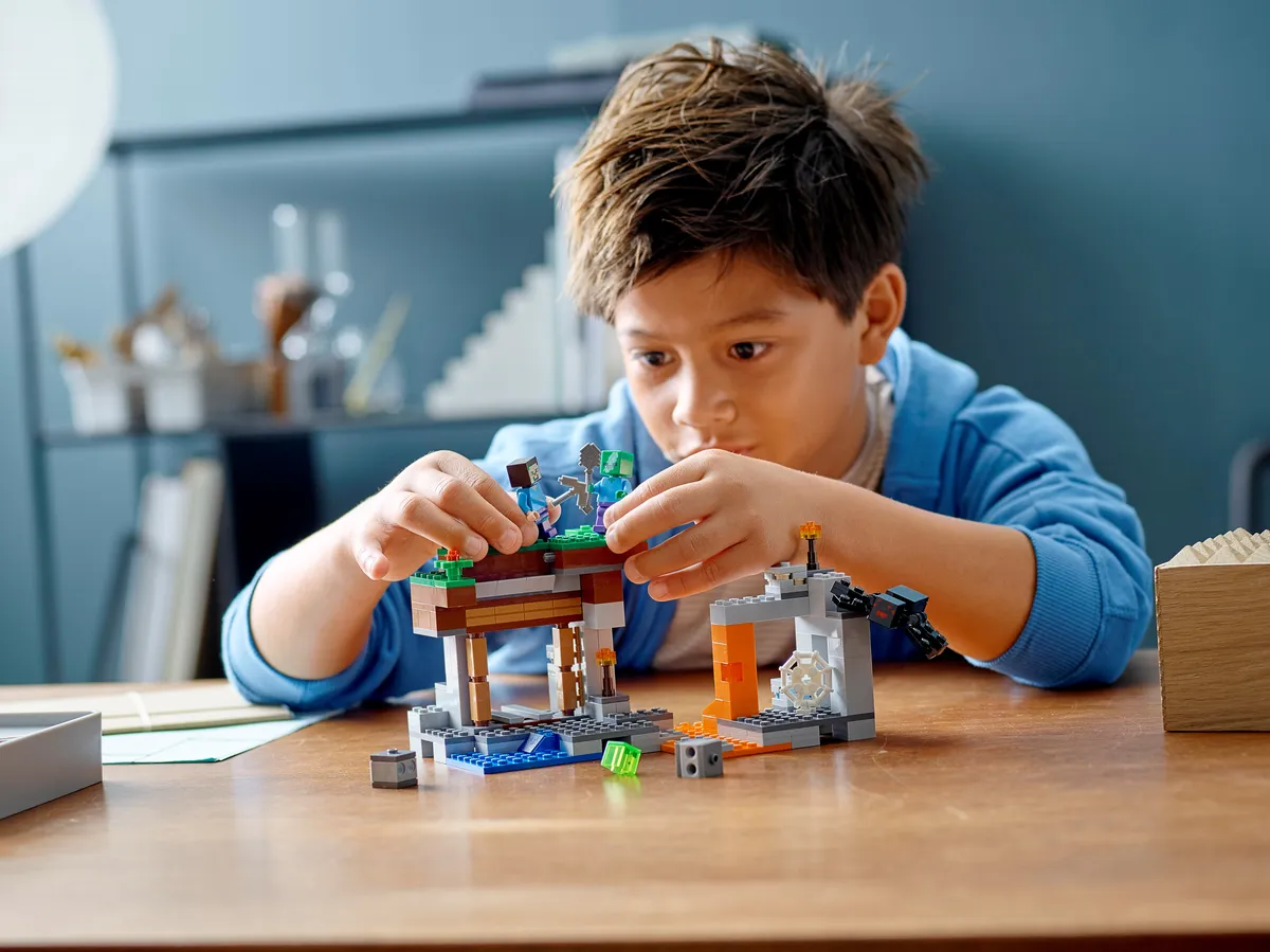 LEGO The "Abandoned" Mine (21166) - Bild 9