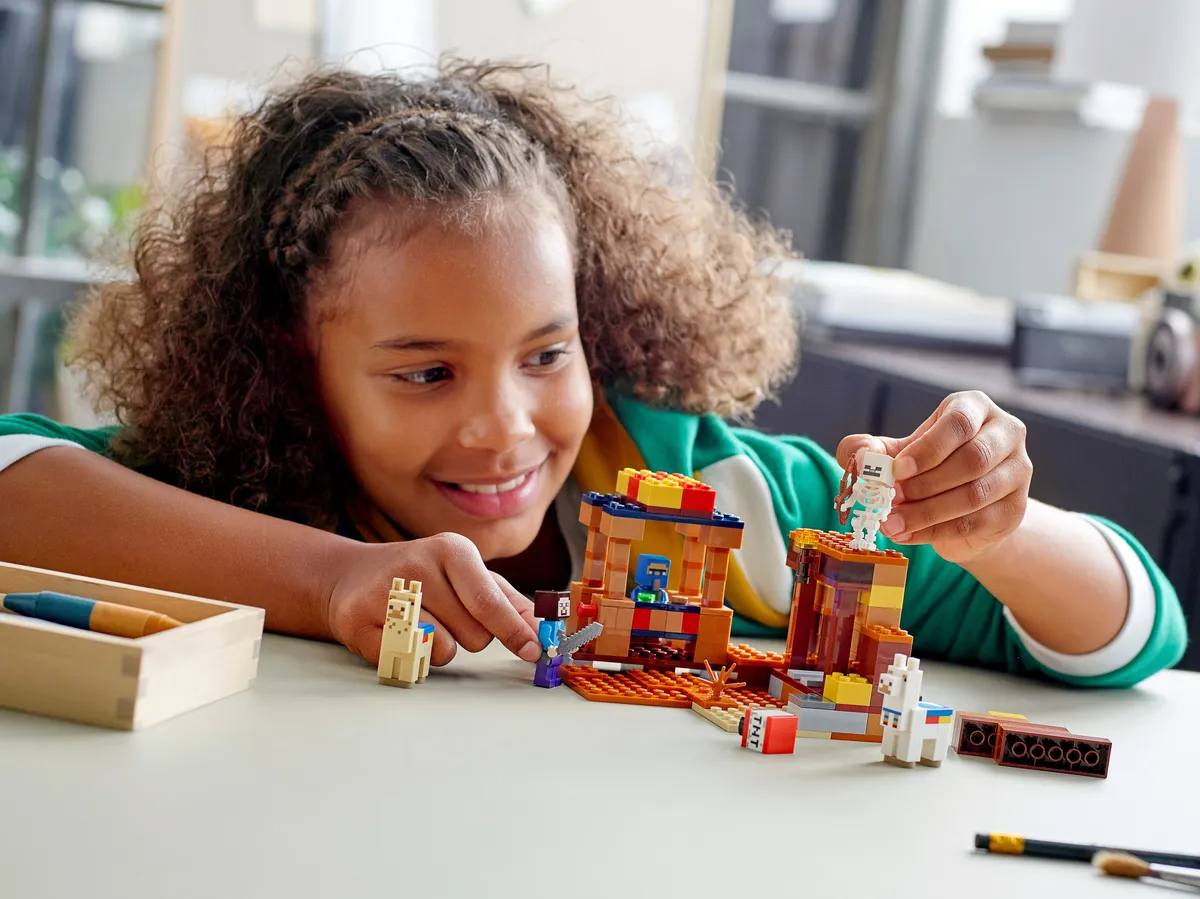 LEGO The Trading Post (21167) - image 9
