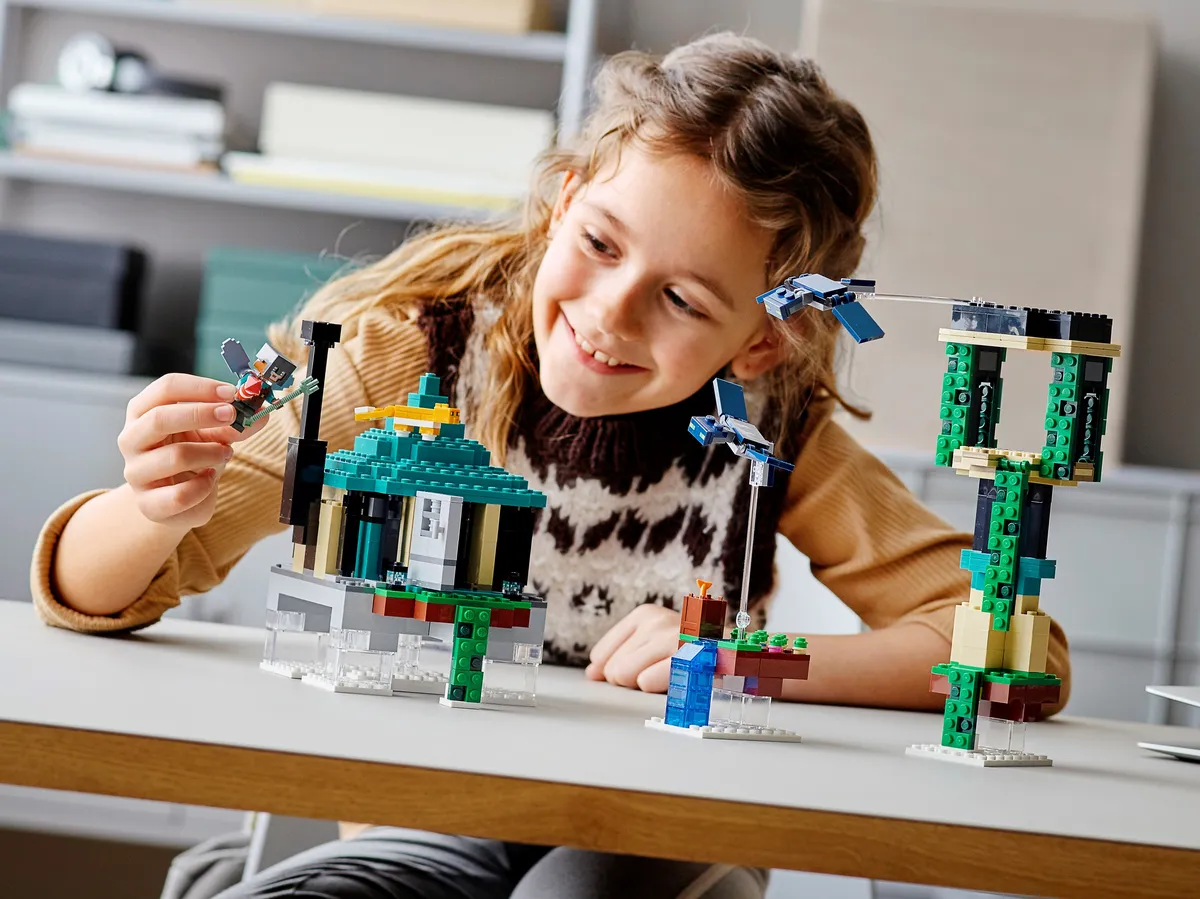 LEGO The Sky Tower (21173) - image 10