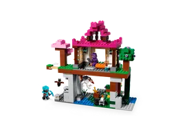LEGO The Training Grounds (21183) - image 3