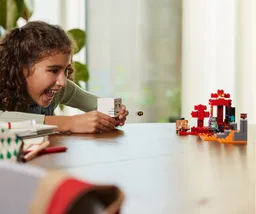 LEGO The Nether Portal Ambush (21255) - afbeelding 7