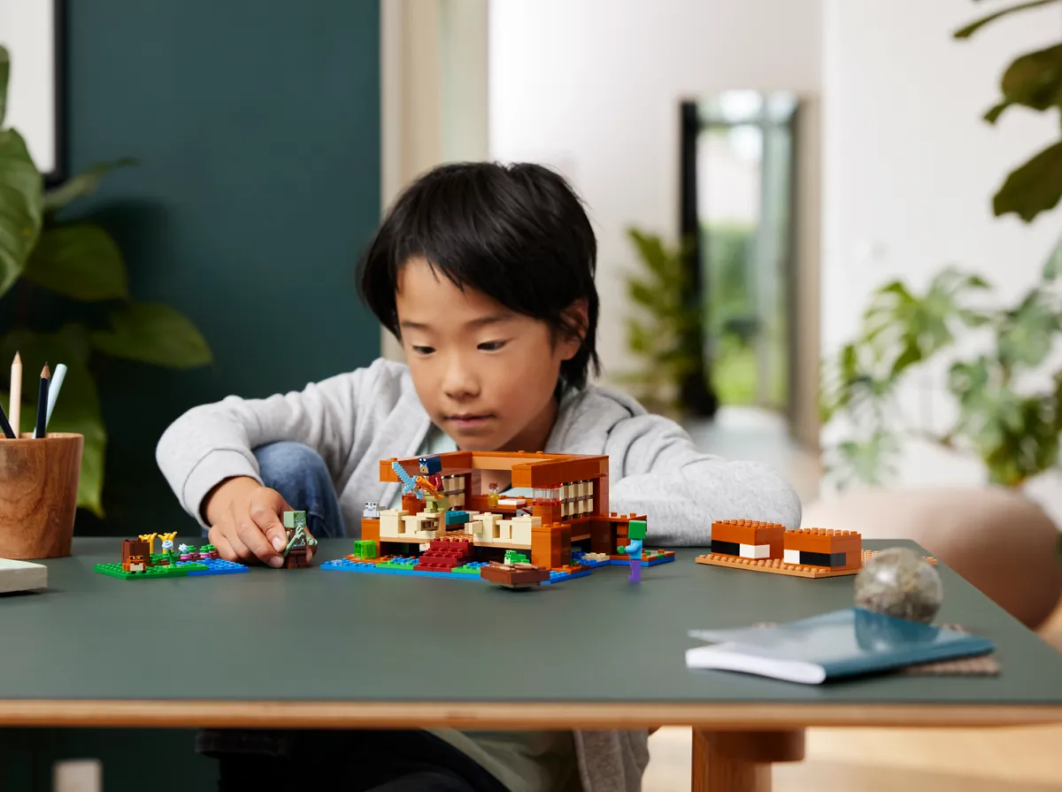 LEGO The Frog House (21256) - Bild 9