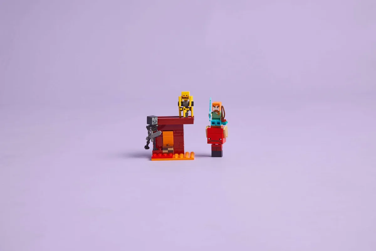 LEGO The Nether Lava Battle (21266) - Bild 7