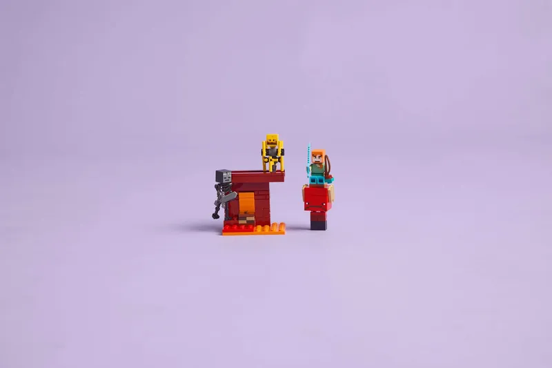 The Nether Lava Battle by LEGO – product photo 8 of 9