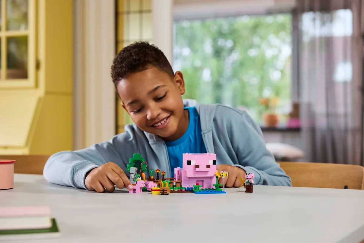LEGO The Baby Pig House (21268) - Bild 6