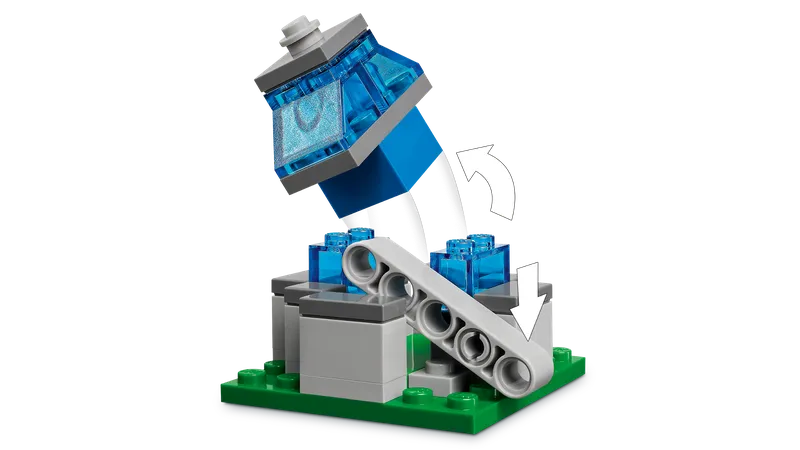 The Ghast Balloon Village Attack by LEGO – product photo 4 of 13