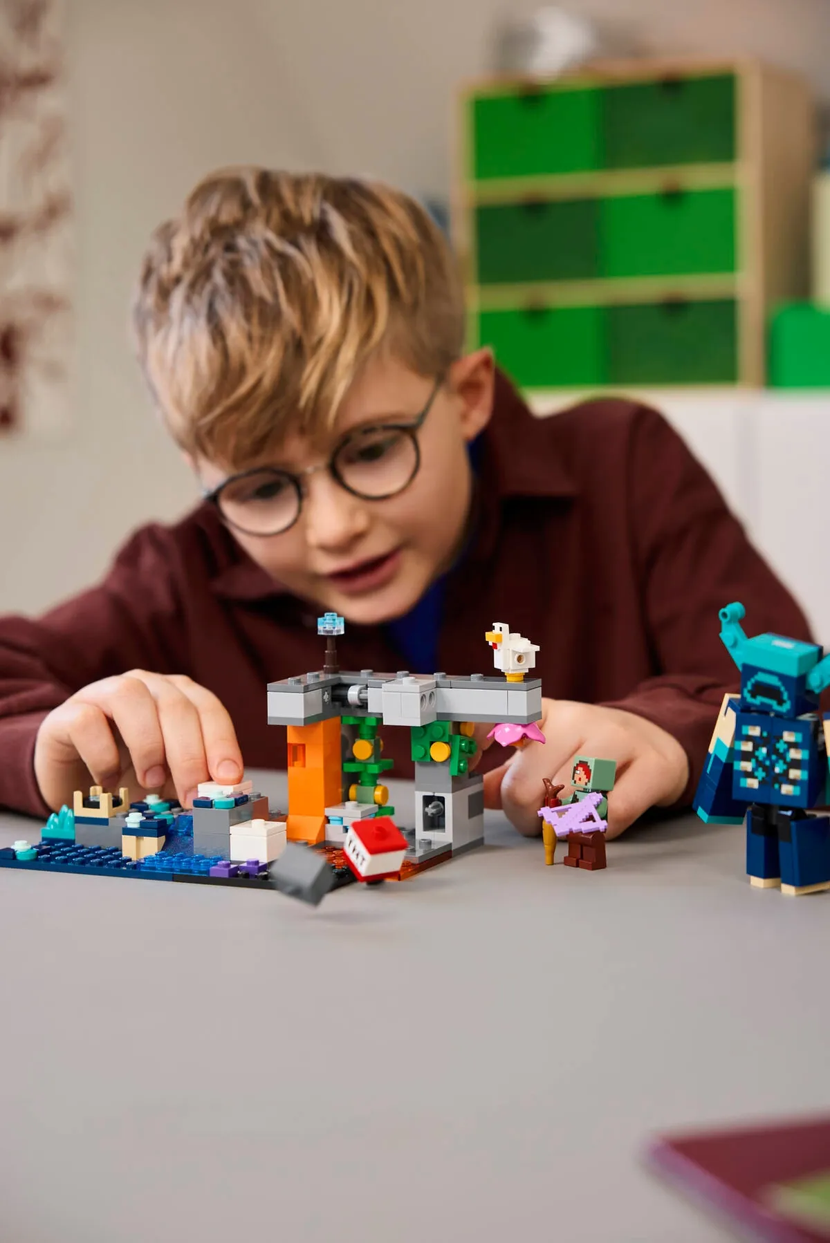 LEGO The Warden Encounter (21274) - Bild 8