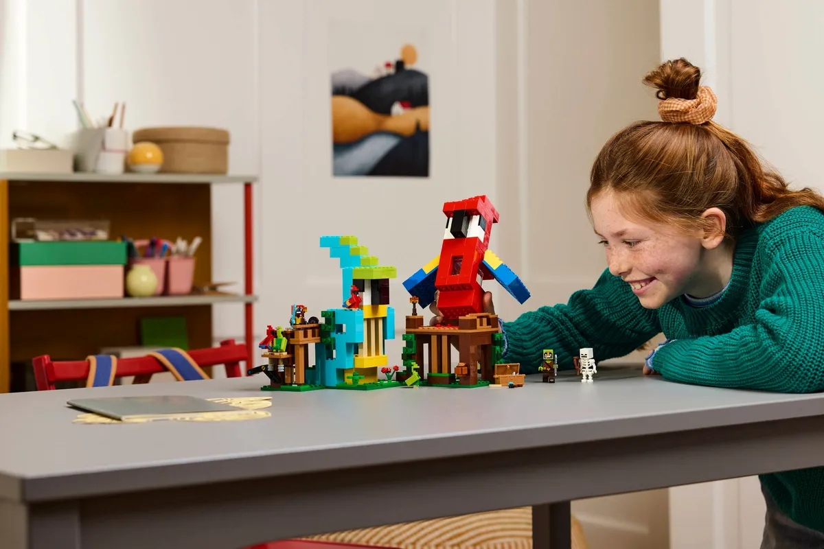 LEGO The Parrot Houses (21282) - Bild 6
