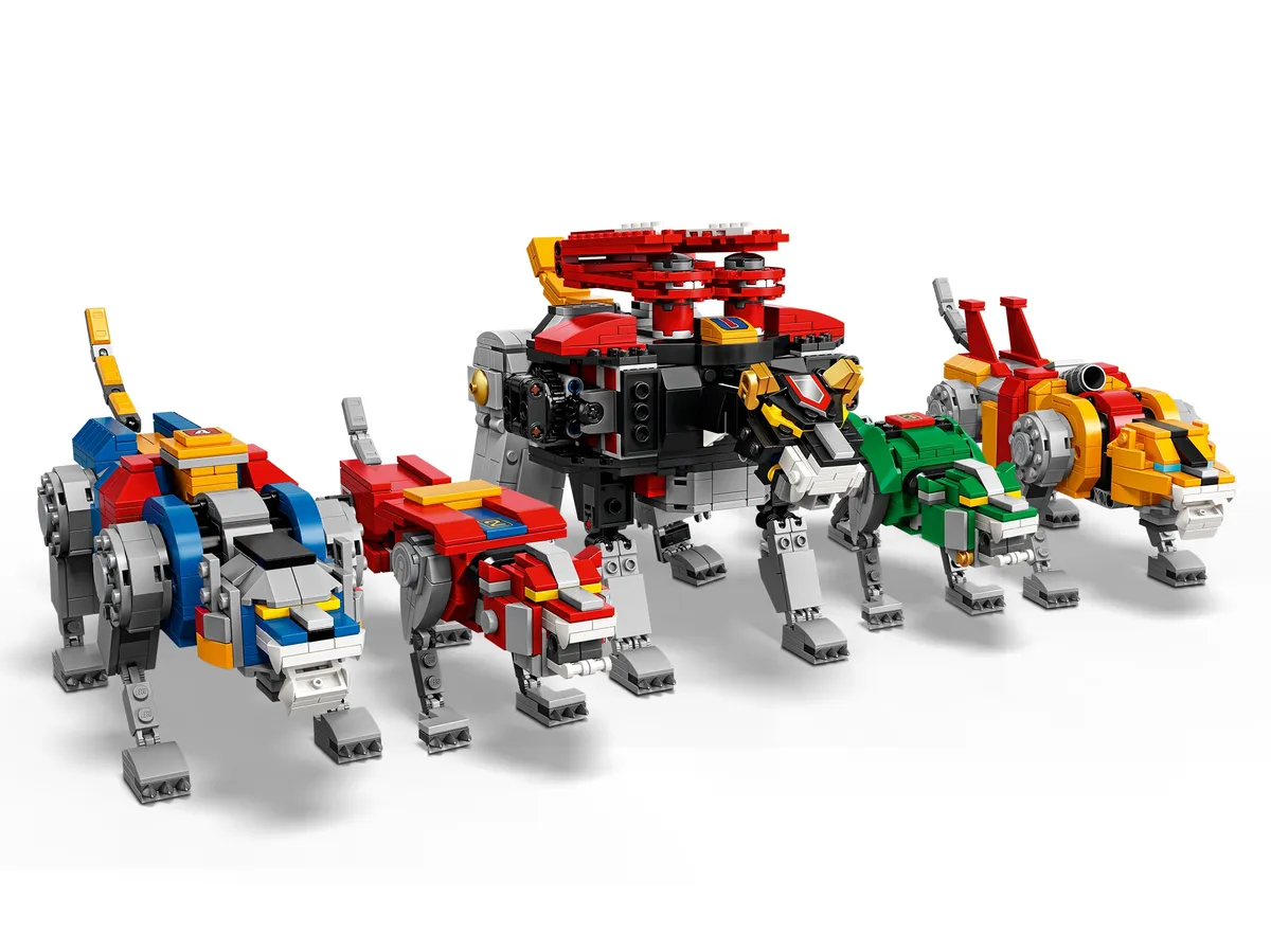 LEGO Voltron (21311) - image 9