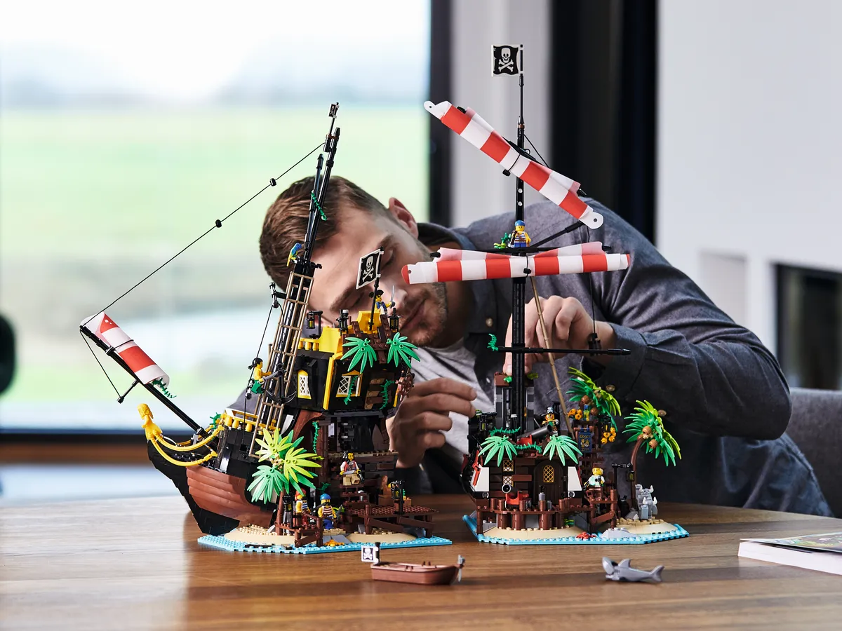 LEGO Pirates of Barracuda Bay (21322) - Bild 17