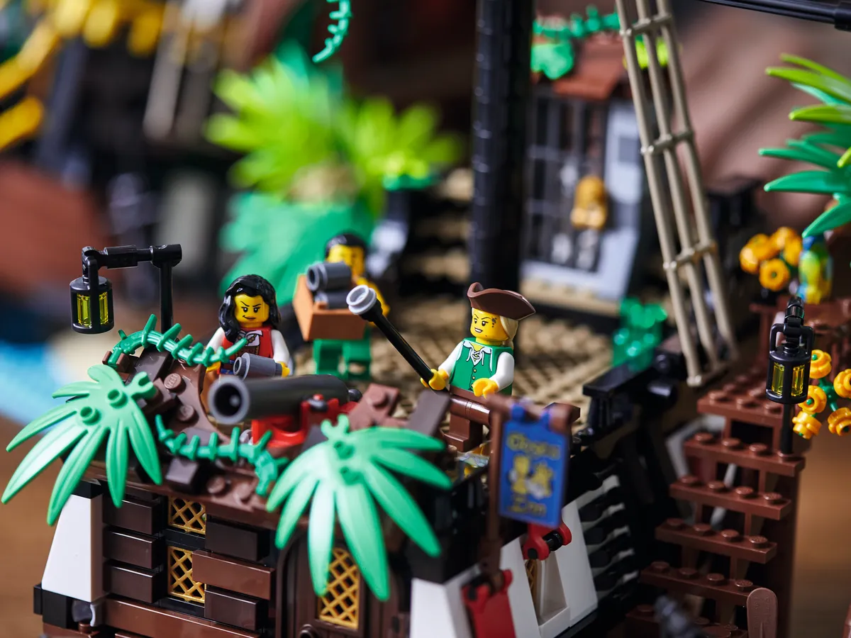 LEGO Pirates of Barracuda Bay (21322) - Bild 22