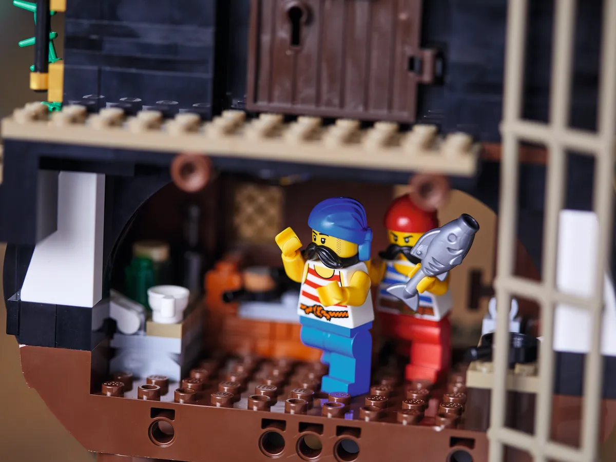 LEGO Pirates of Barracuda Bay (21322) - Bild 23
