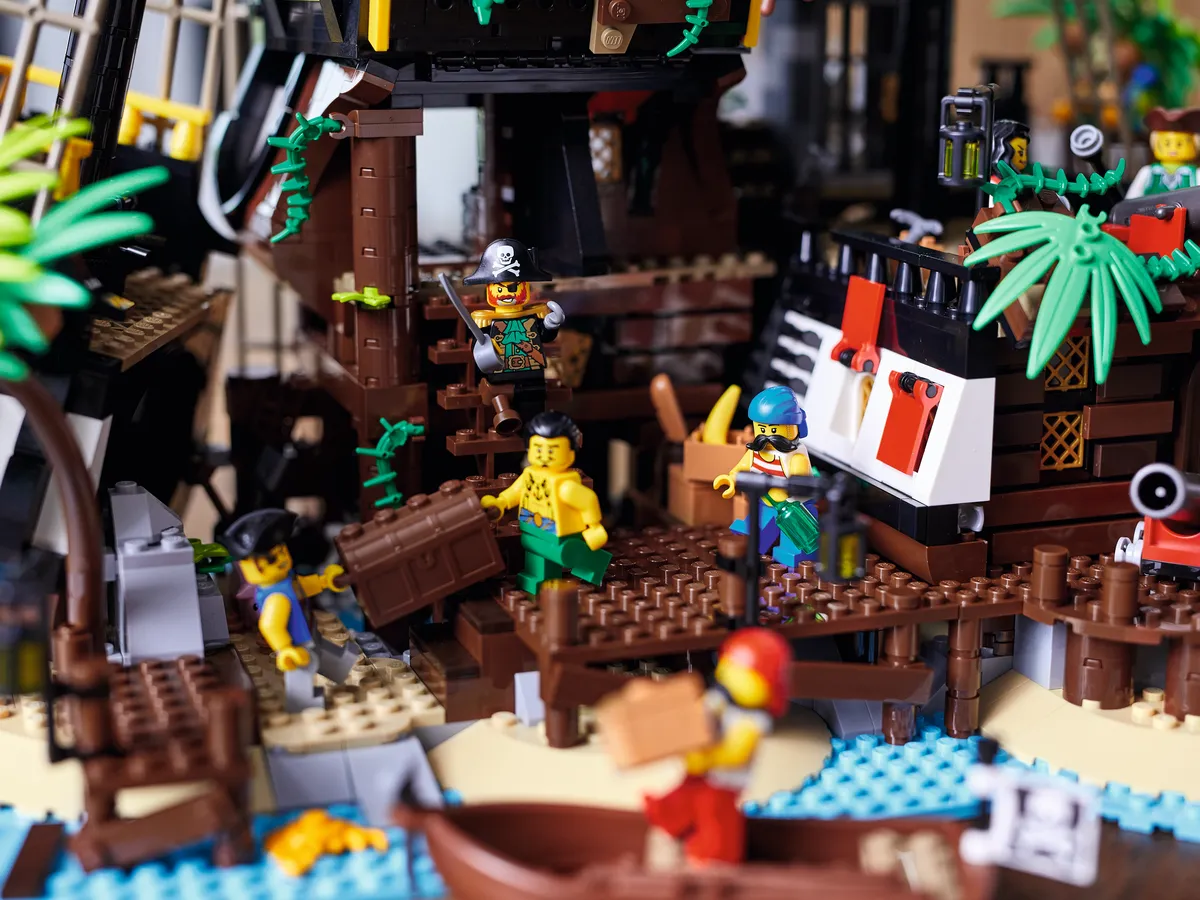 LEGO Pirates of Barracuda Bay (21322) - Bild 24