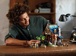 LEGO Medieval Blacksmith (21325) - afbeelding 16