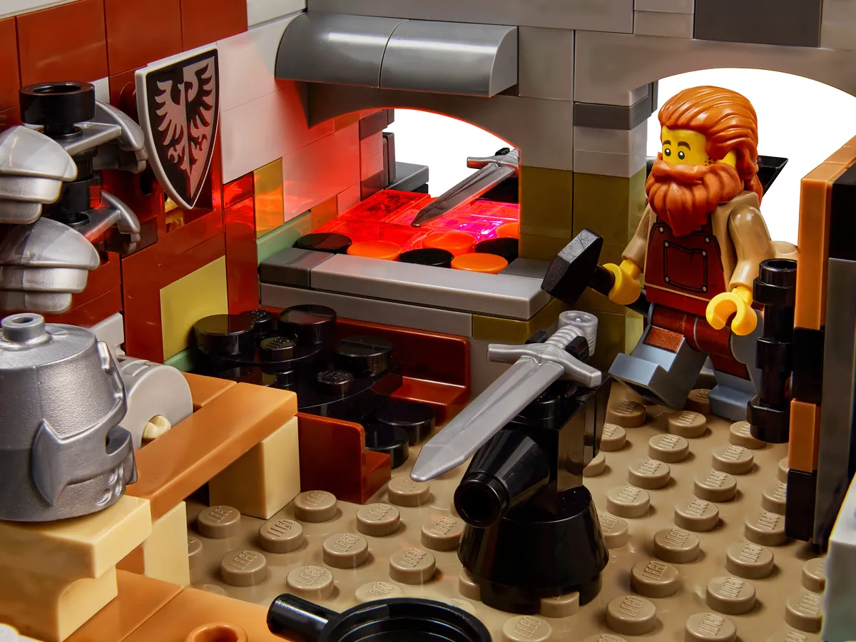 LEGO Medieval Blacksmith (21325) - afbeelding 8