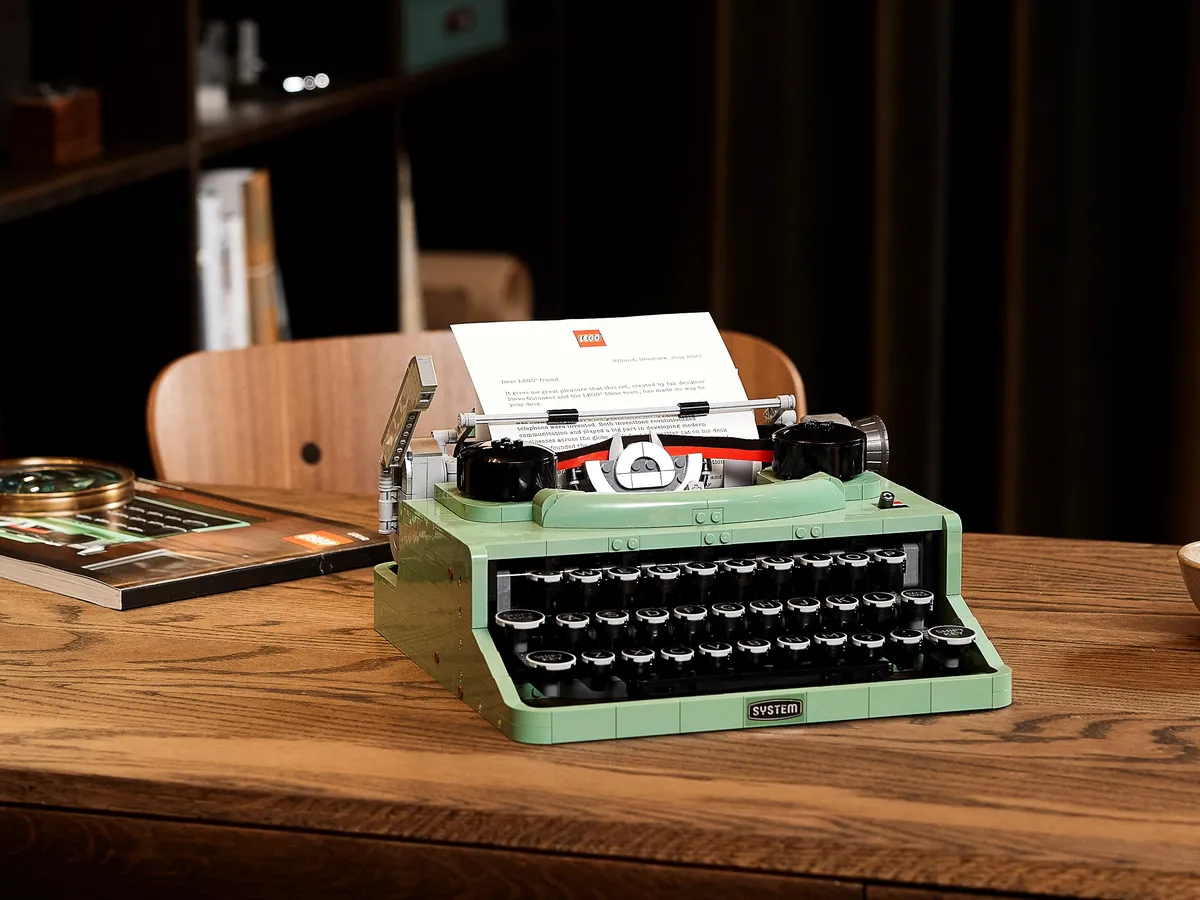 LEGO Typewriter (21327) - image 15