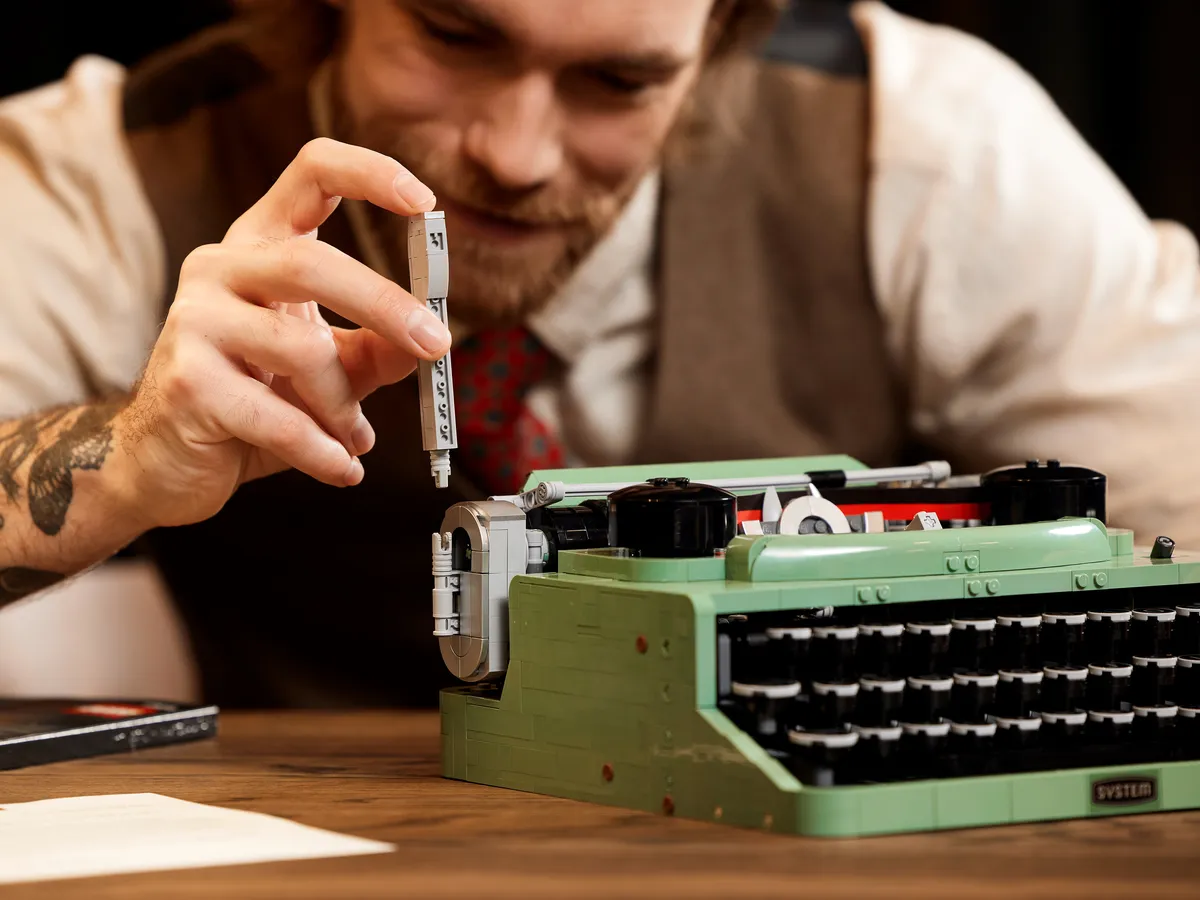 LEGO Typewriter (21327) - image 21