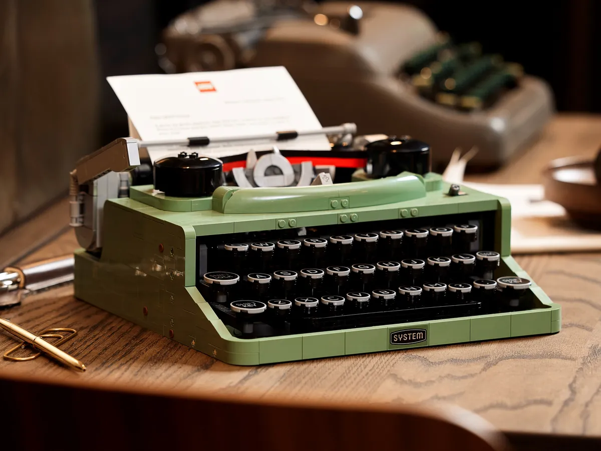LEGO Typewriter (21327) - image 25