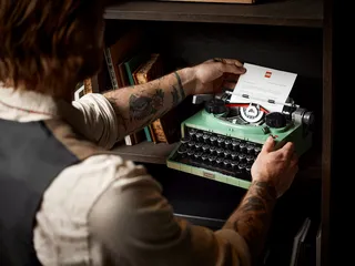 Typewriter by LEGO – product photo 29 of 36