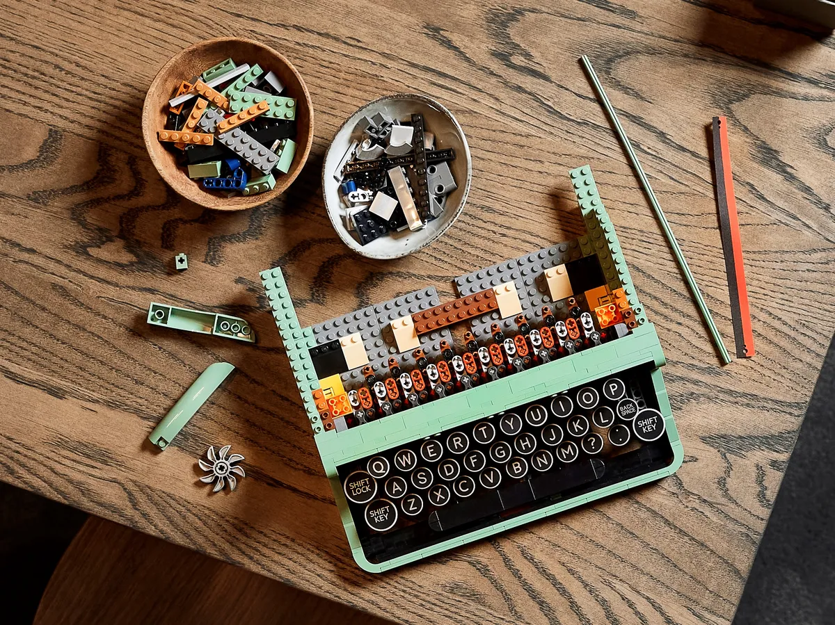 LEGO Typewriter (21327) - image 32