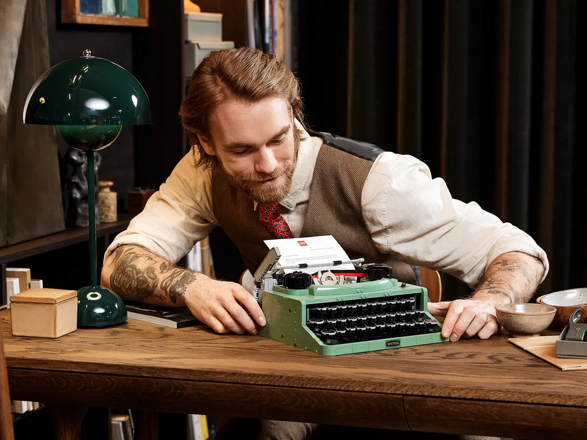LEGO Typewriter (21327) - image 33