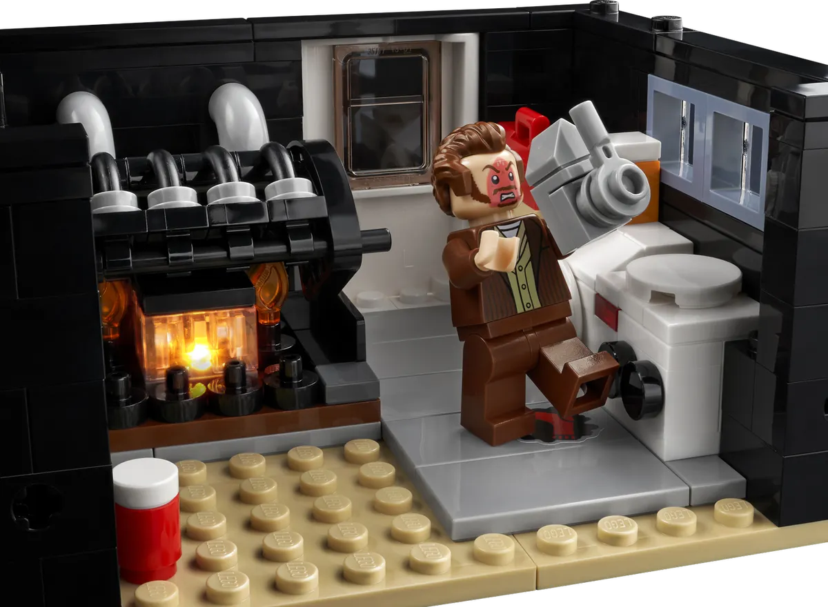 LEGO LEGO® Ideas Home Alone (21330) - Bild 4