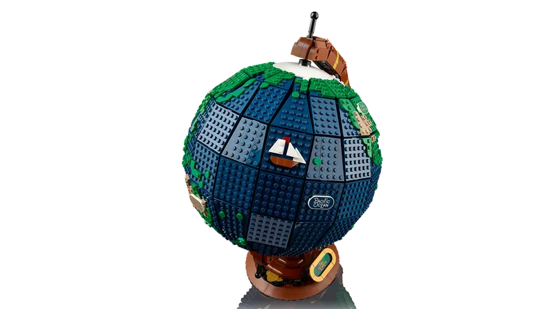 The Globe fra LEGO – produktbillede 3 af 10
