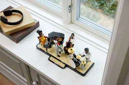 LEGO Jazz Quartet (21334) - image 13