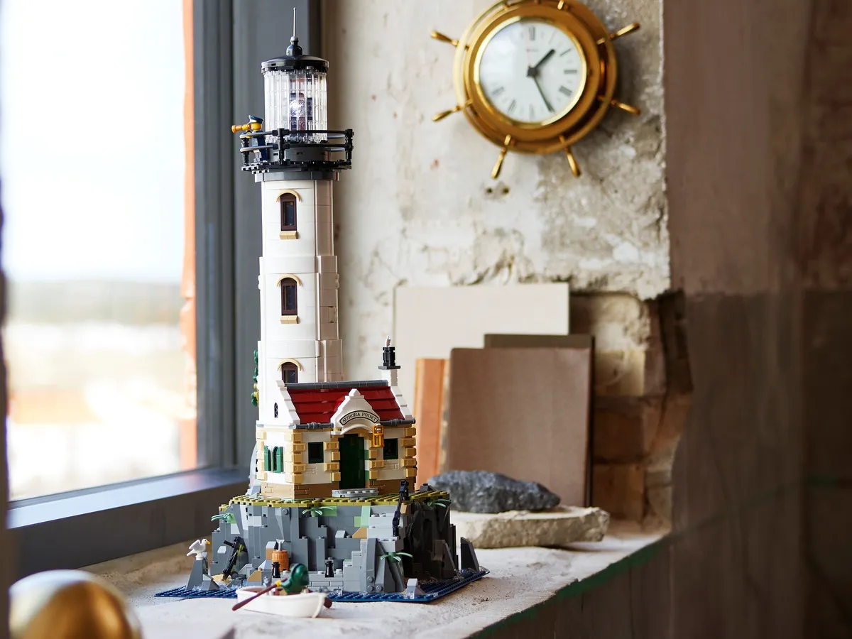 LEGO Motorised Lighthouse (21335) - Bild 12