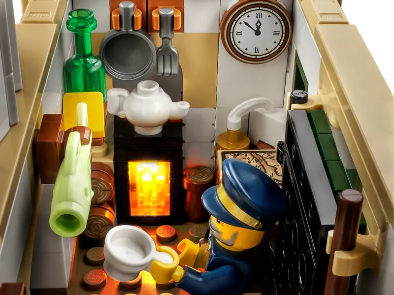 Motorised Lighthouse by LEGO – product photo 8 of 17