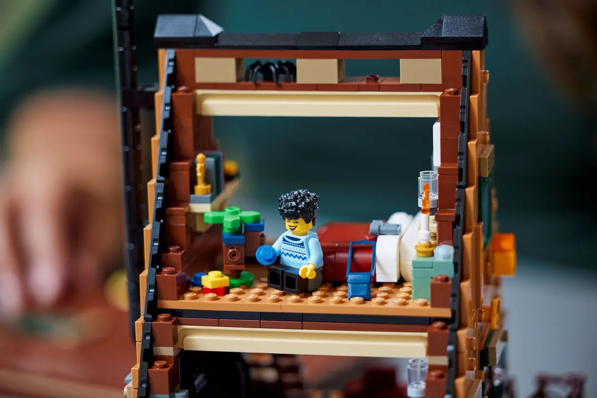 LEGO A-Frame Cabin (21338) - Bild 13