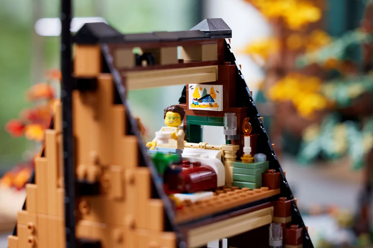 LEGO A-Frame Cabin (21338) - Bild 14