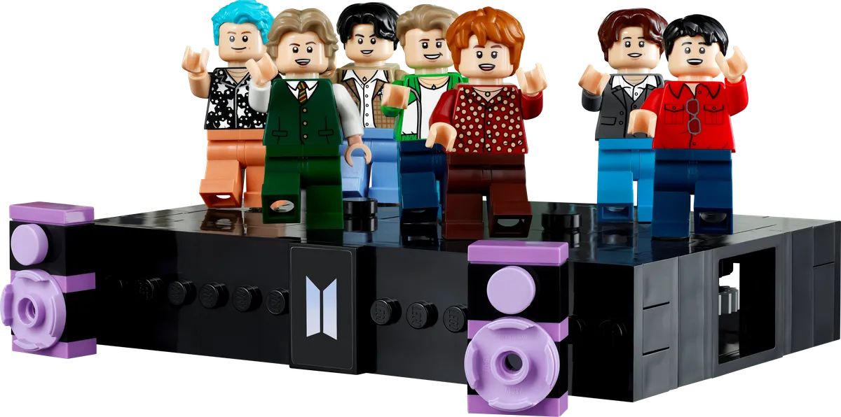 LEGO BTS Dynamite (21339) - image 3