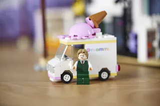 BTS Dynamite by LEGO – product photo 9 of 14