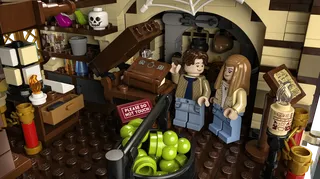 Disney Hocus Pocus: The Sanderson Sisters' Cottage by LEGO – product photo 8 of 20