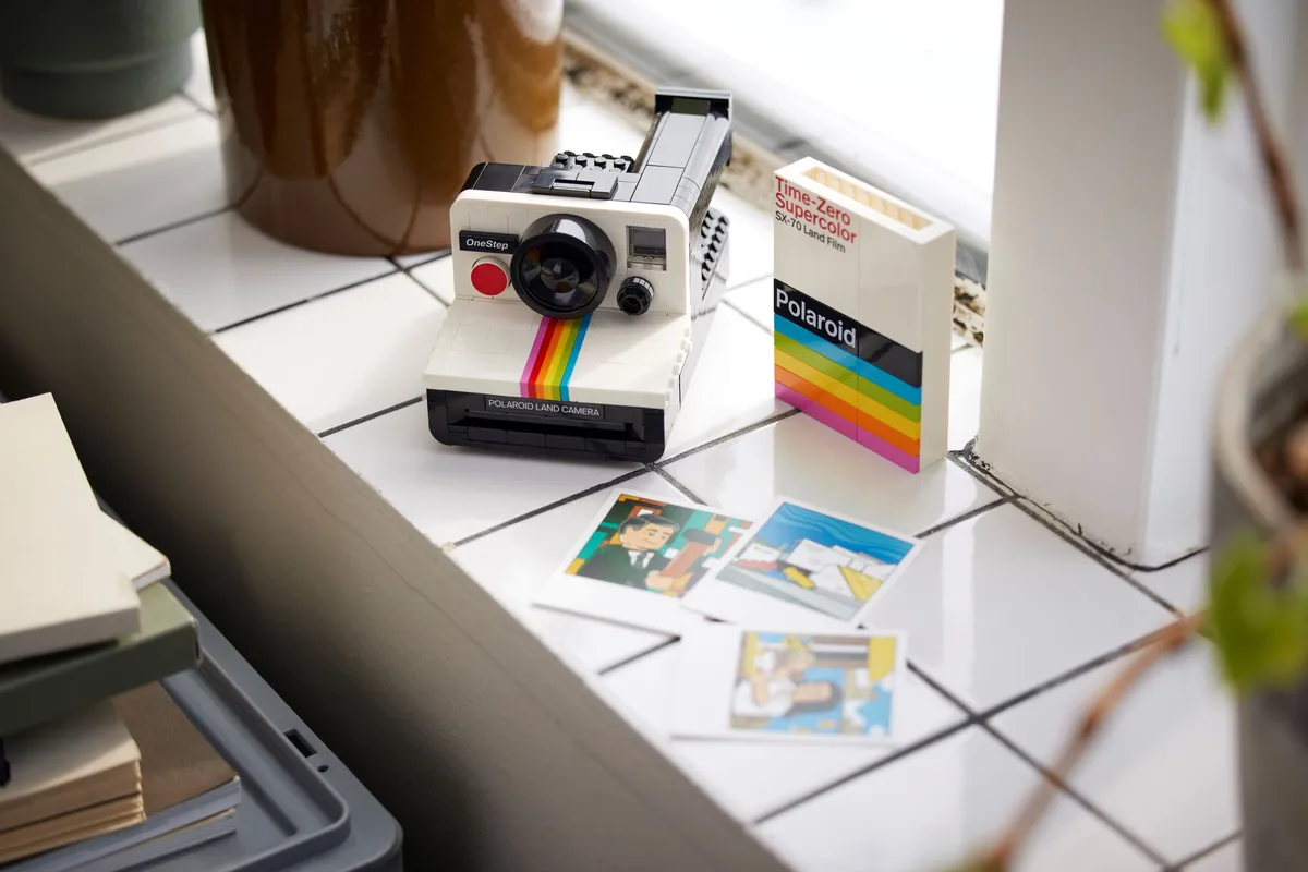 LEGO Polaroid OneStep SX-70 Camera (21345) - Bild 8