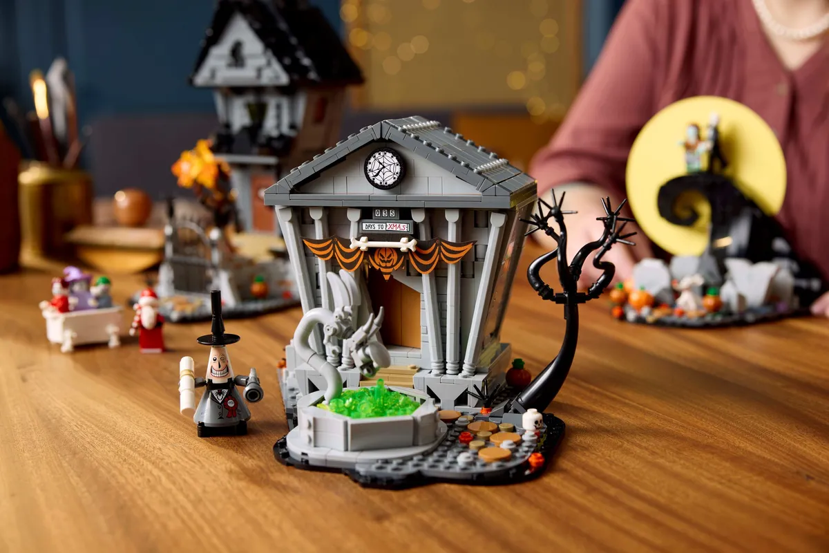 LEGO Disney Tim Burton's The Nightmare Before Christmas (21351) - image 7