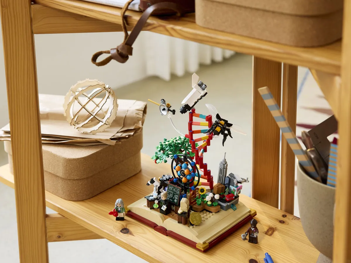 LEGO The Evolution of STEM (21355) - Bild 11
