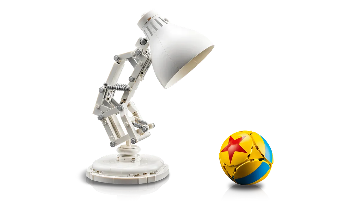 LEGO Disney Pixar Luxo Jr. (21357) - image 1