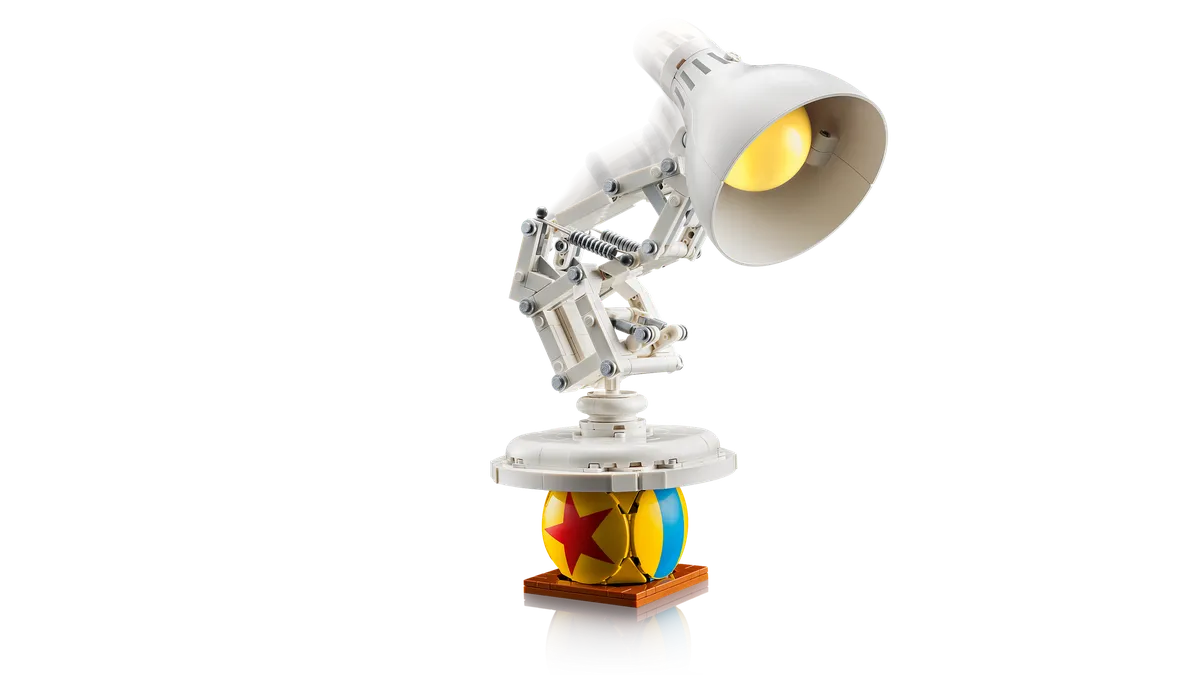 LEGO Disney Pixar Luxo Jr. (21357) - image 2