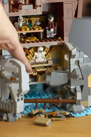 The Goonies by LEGO – product photo 15 of 20