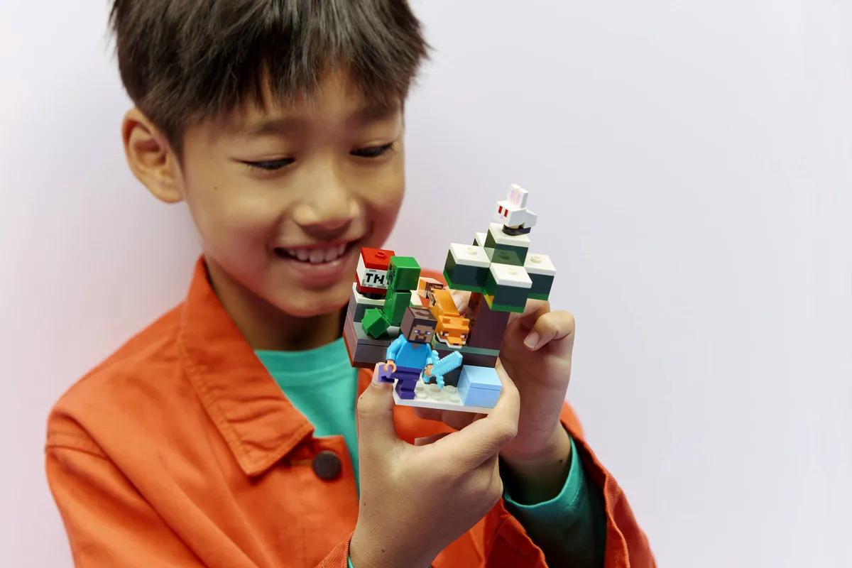 LEGO Steve's Taiga Adventure (21583) - Bild 2