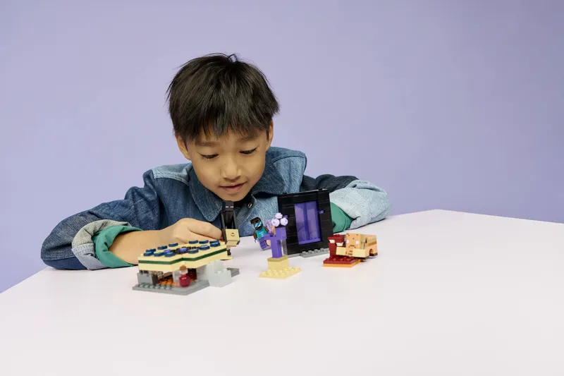 Nether & End Portal Journey von LEGO – Produktfoto 7 von 11