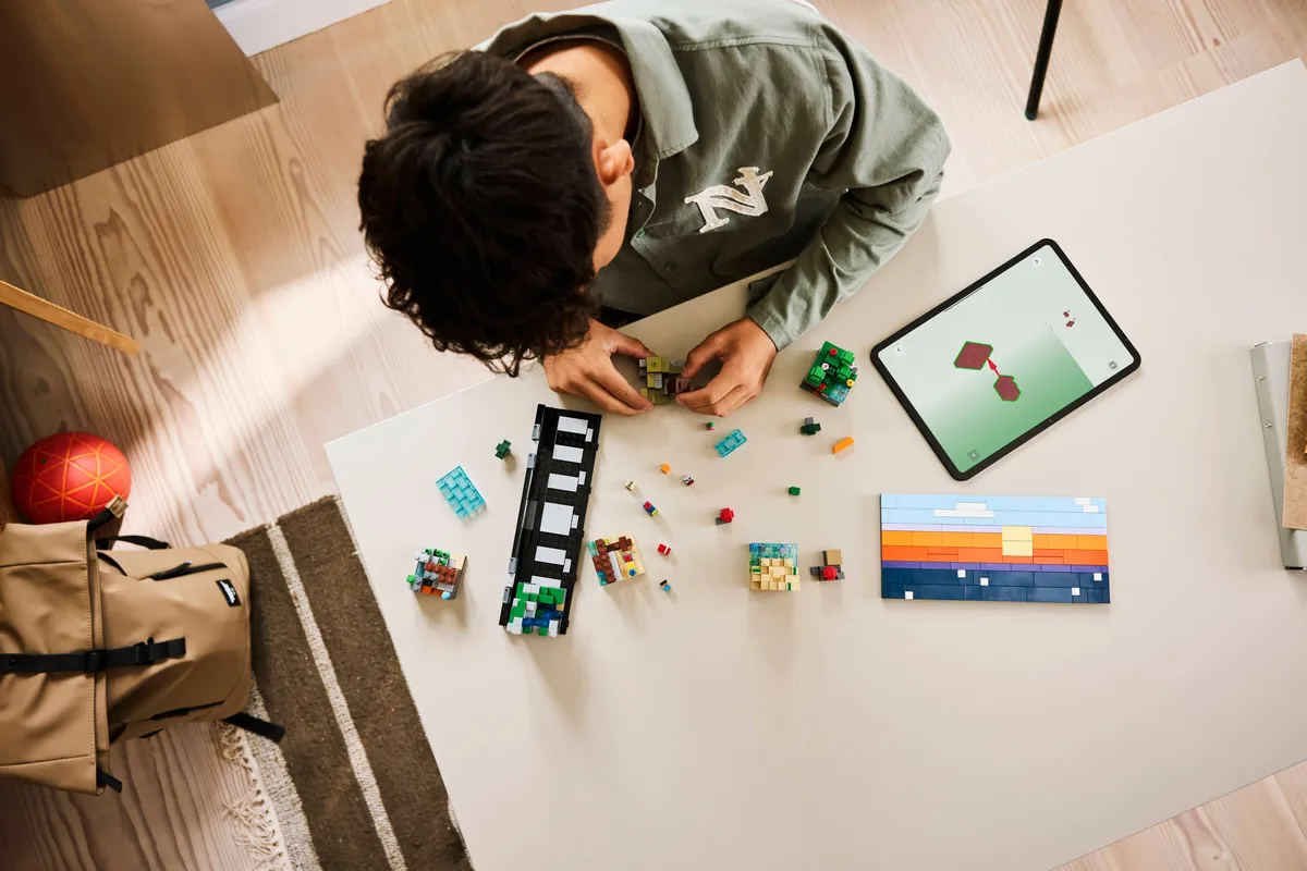 LEGO Mini Biomes (21589) - image 12