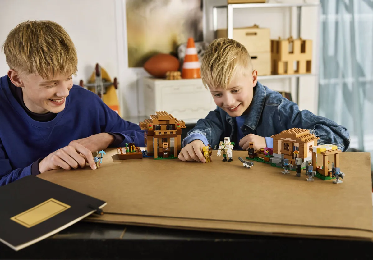 LEGO Evoker Village Attack (21596) - Bild 8