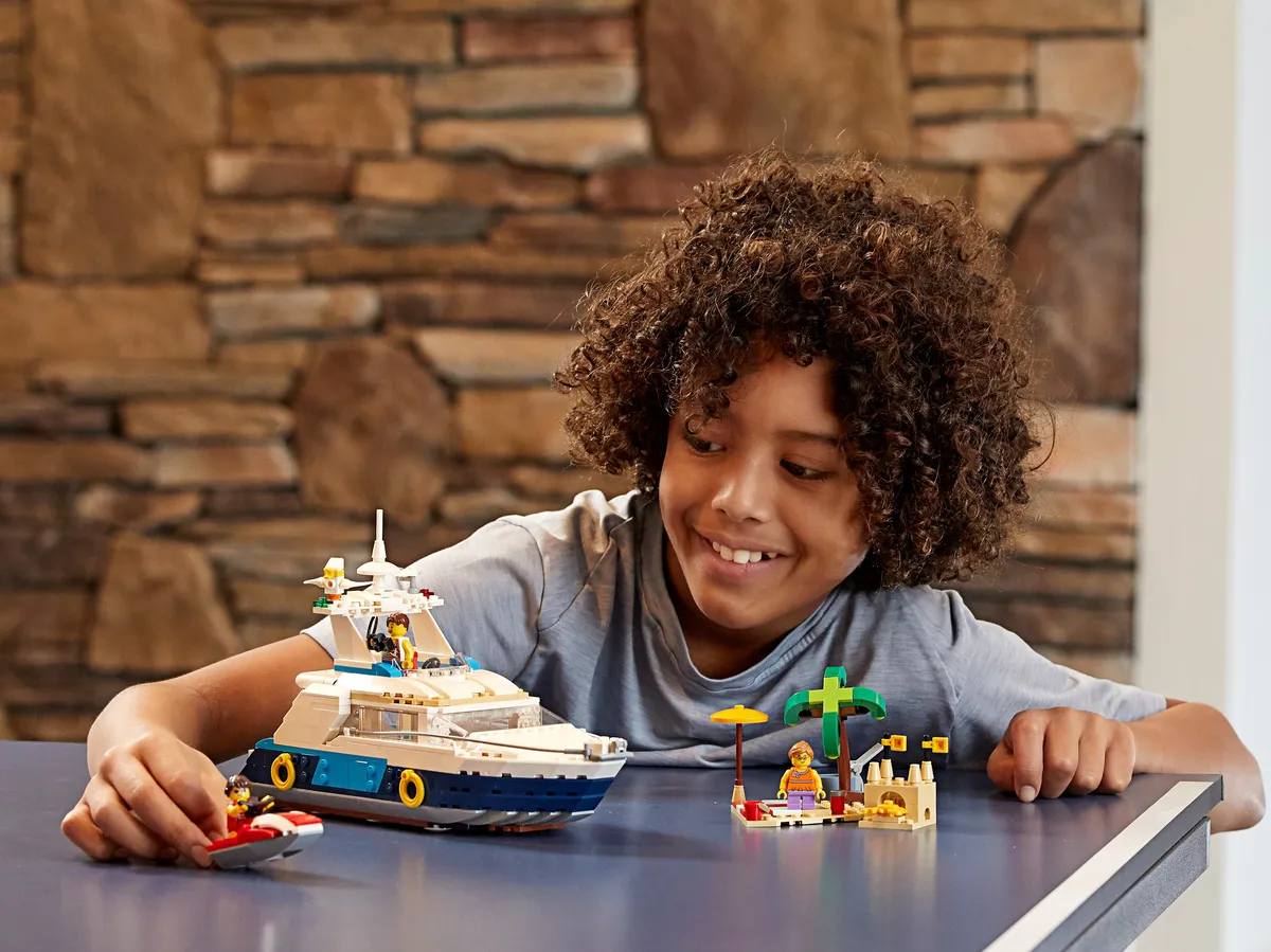 LEGO Cruising Adventures (31083) - image 9