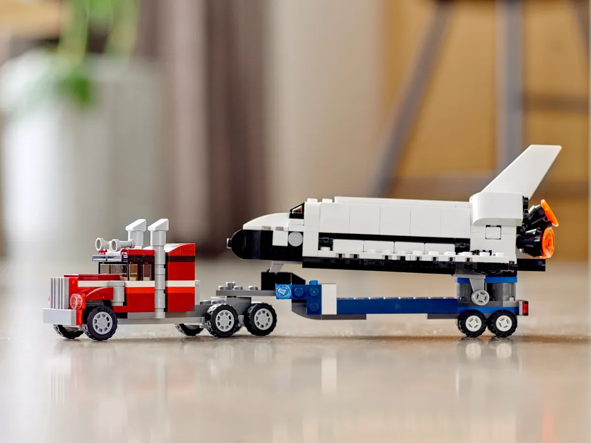 LEGO Shuttle Transporter (31091) - image 9