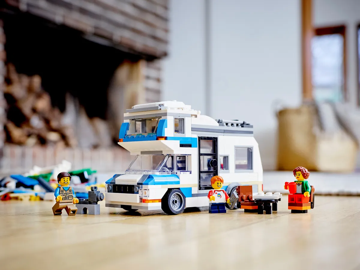 LEGO Caravan Family Holiday (31108) - Bild 10
