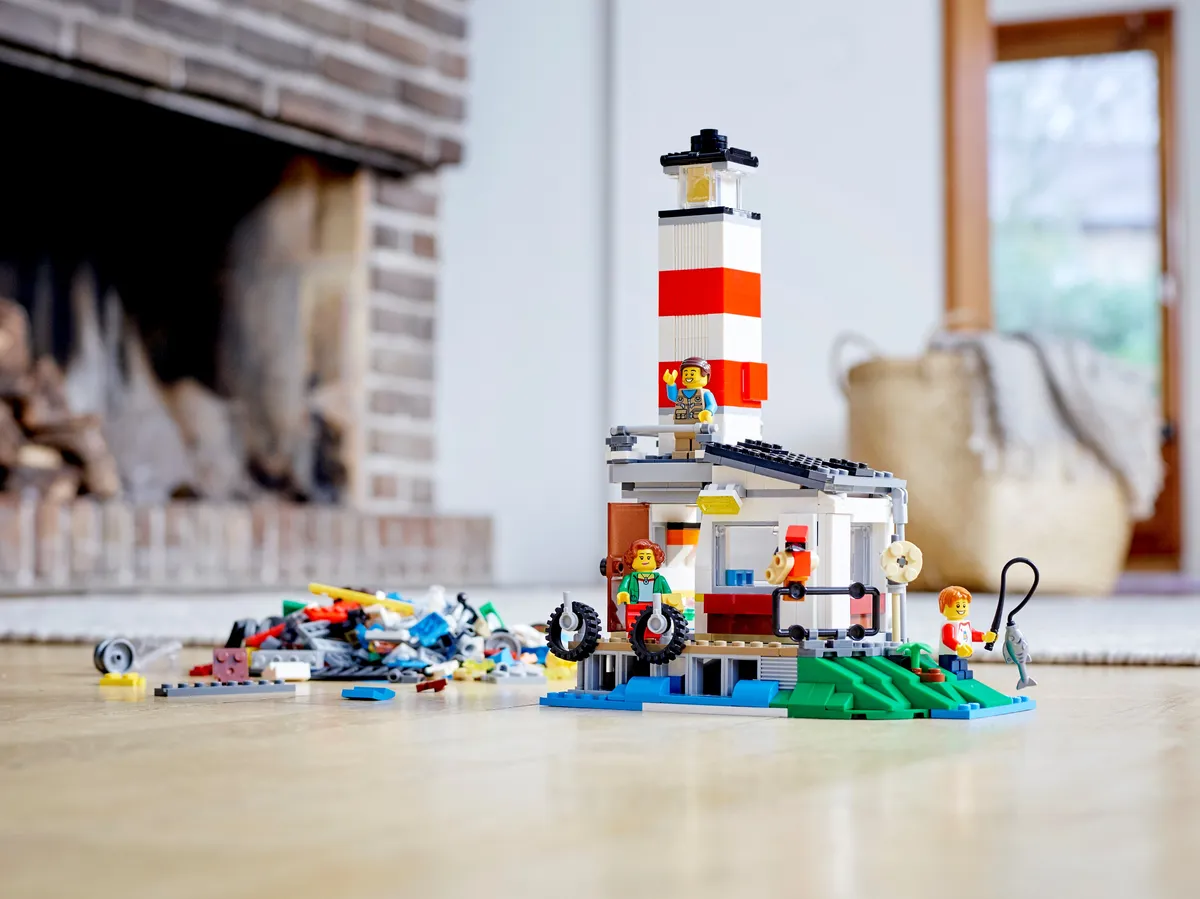 LEGO Caravan Family Holiday (31108) - Bild 11
