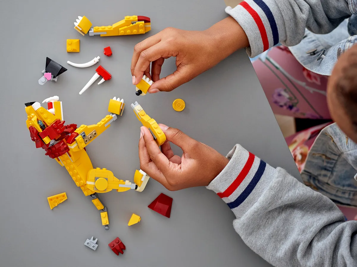 LEGO Wild Lion (31112) - image 12